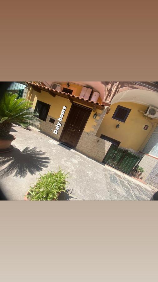 Daly Home Intero Appartamento Mugnano di Napoli Exterior foto