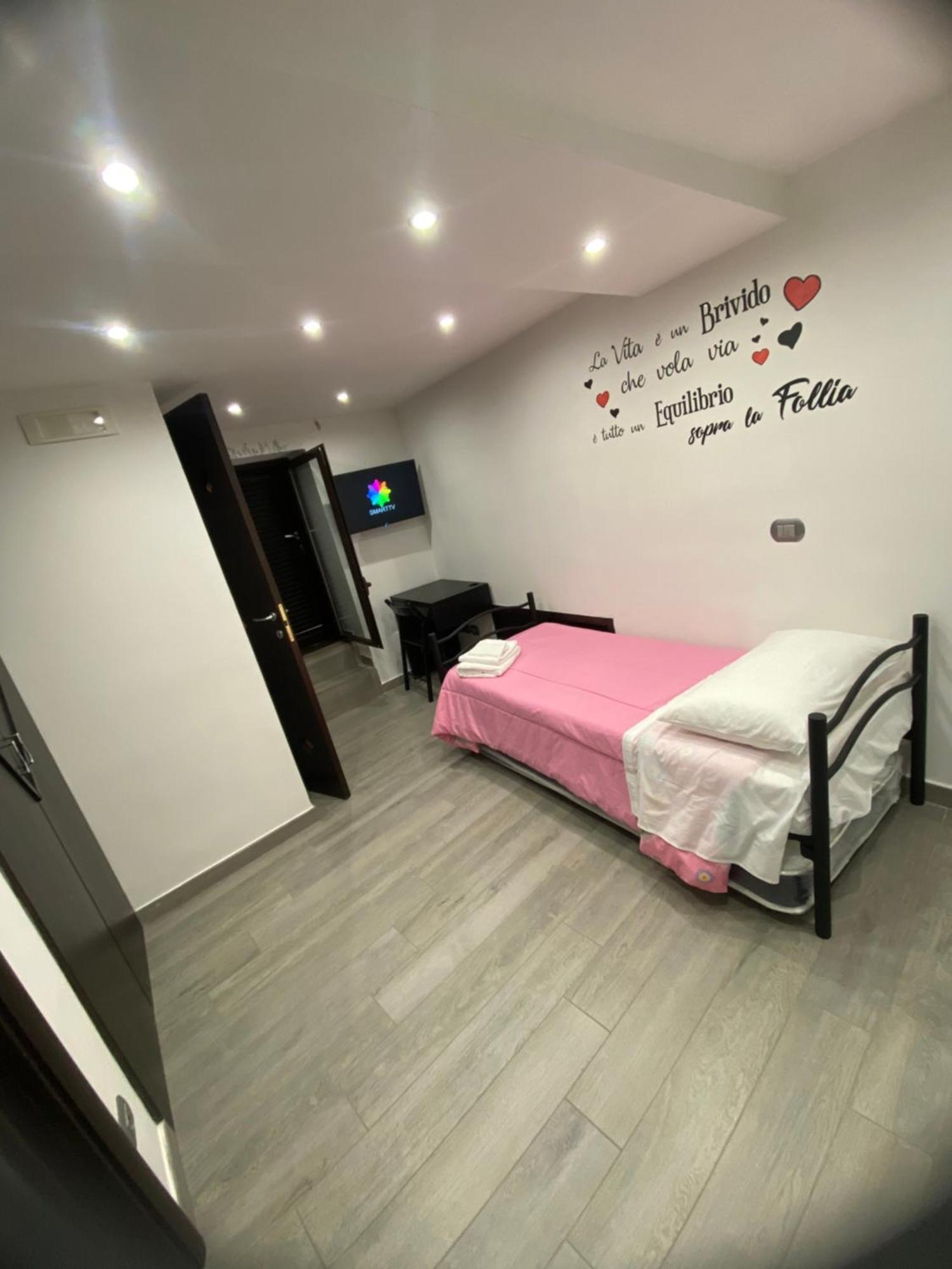 Daly Home Intero Appartamento Mugnano di Napoli Exterior foto