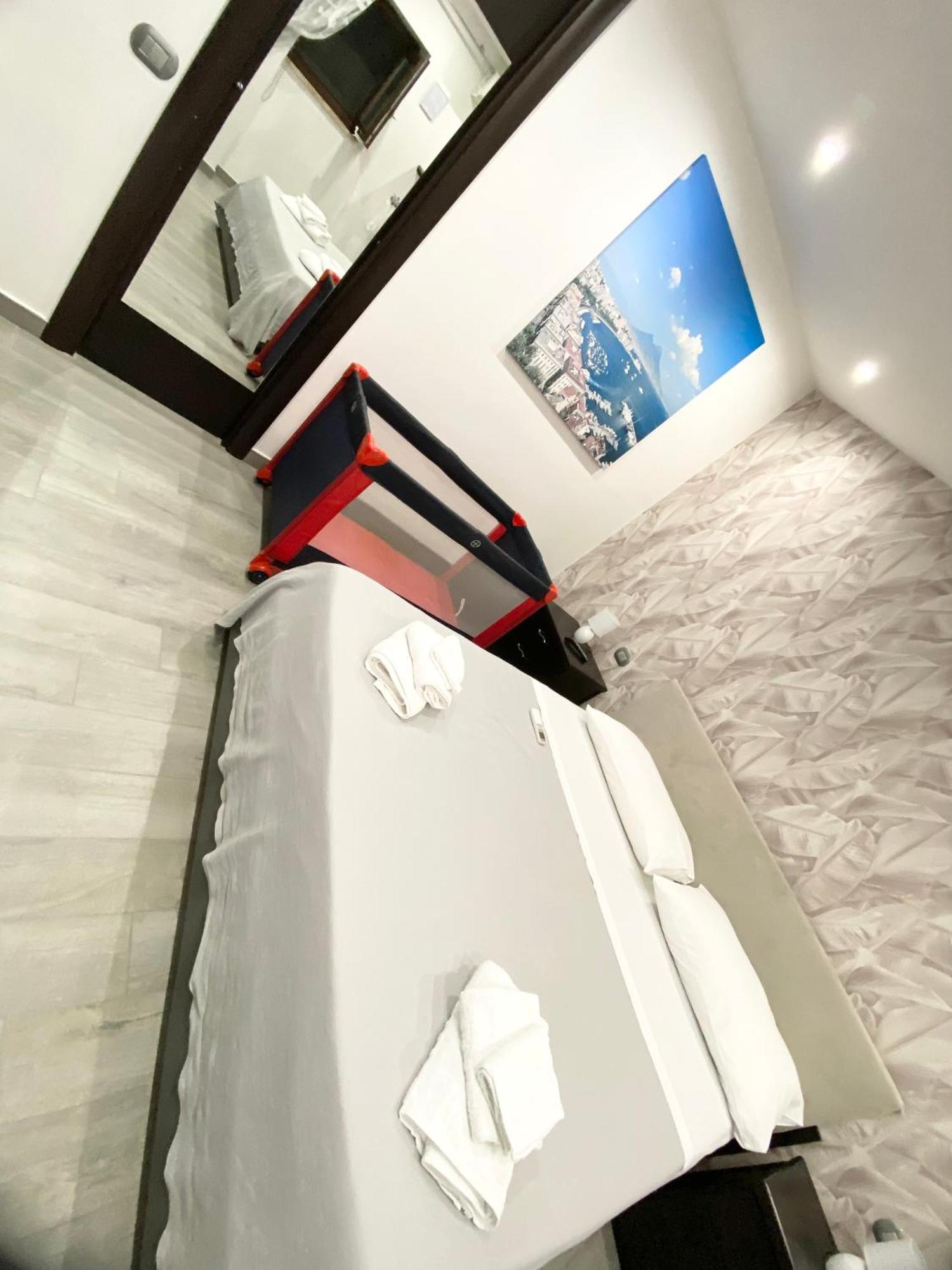 Daly Home Intero Appartamento Mugnano di Napoli Exterior foto